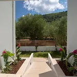 Hyades B A Premier Luxury Getaway Near Villa