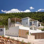 Hyades B A Premier Luxury Getaway Near *
