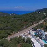 Hyades B A Premier Luxury Getaway Near Drymon