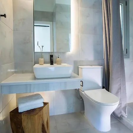Hyades B A Premier Luxury Getaway Near 别墅 Drymon