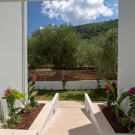 Hyades B A Premier Luxury Getaway Near Villa