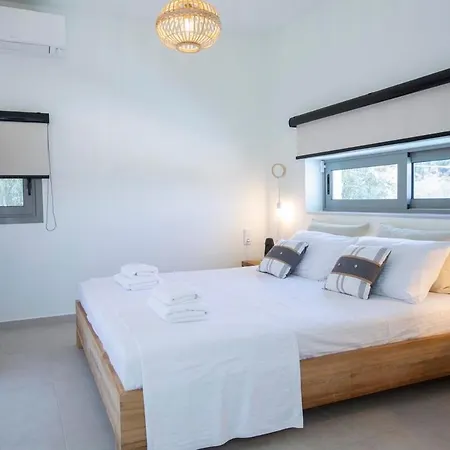 Hyades B A Premier Luxury Getaway Near Drymon