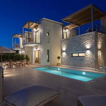 Villa Hyades B A Premier Luxury Getaway Near