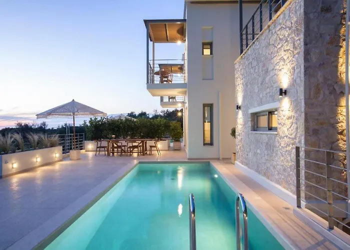 Hyades B A Premier Luxury Getaway Near Drymon