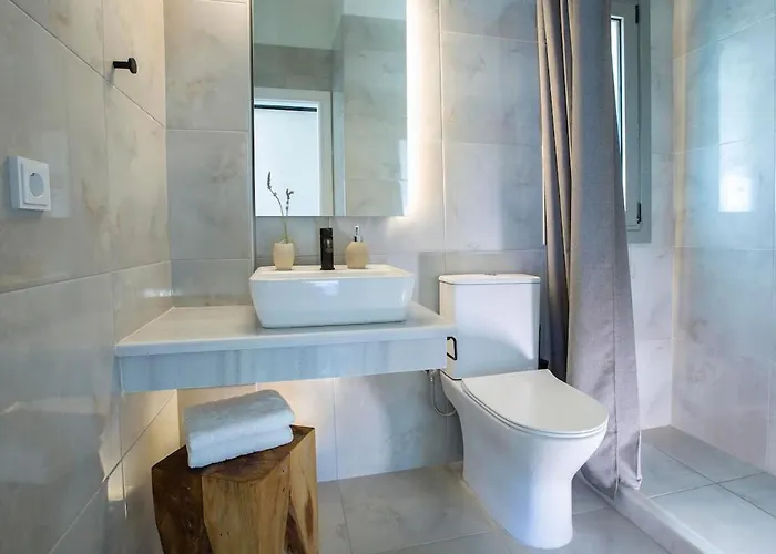 Hyades B A Premier Luxury Getaway Near Villa Drymon