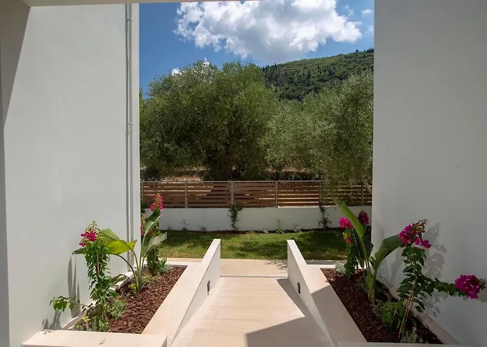 Hyades B A Premier Luxury Getaway Near Villa