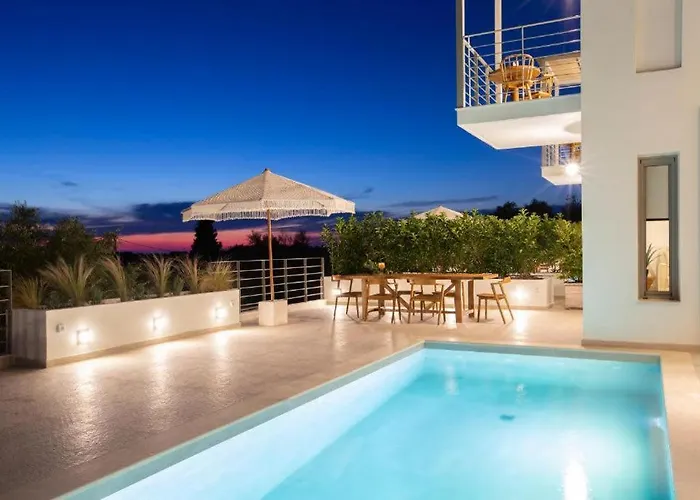 Villa Hyades B A Premier Luxury Getaway Near *