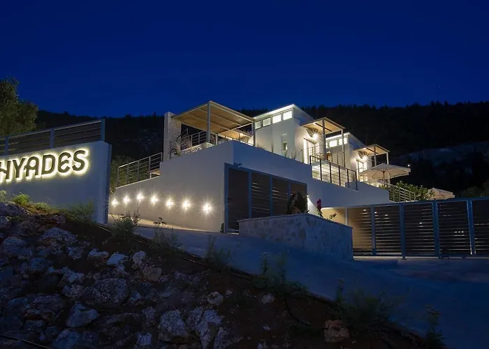 Hyades B A Premier Luxury Getaway Near